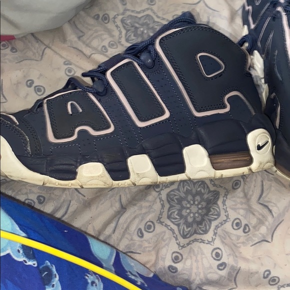 Shoes - Picture 3 of 7